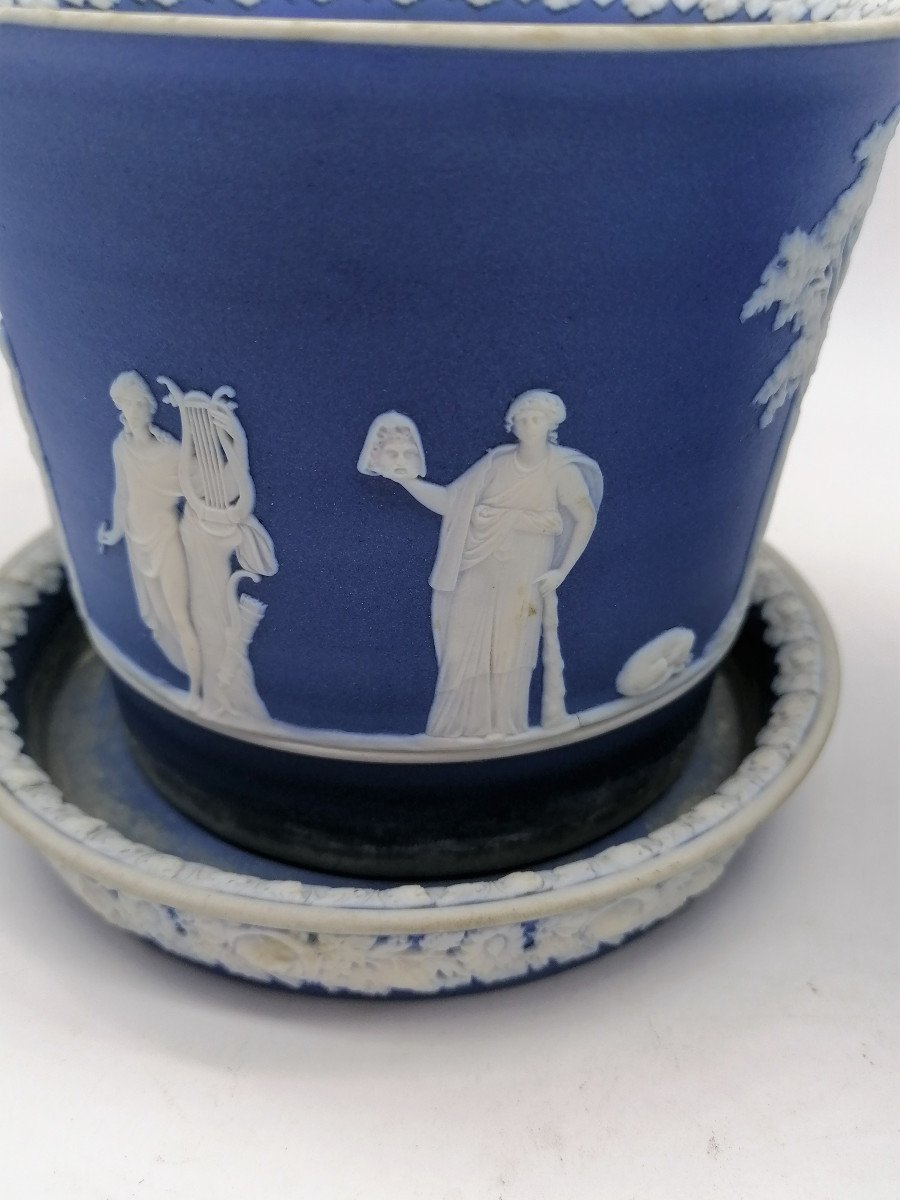 Paire De Cache Pots en biscuit Wedgwood-photo-2