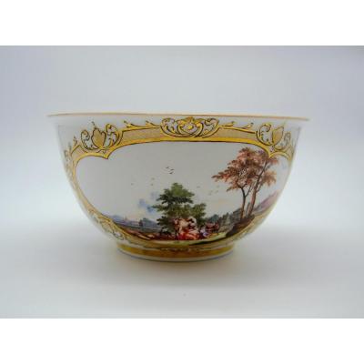 Large Cream Bowl In Meissen Porcelain - Eighteenth
