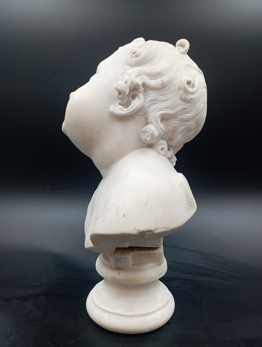 Bust Of A Child In Carrara Marble, 18th Century-photo-1