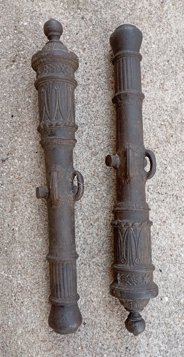 paire de canon en fonte 
