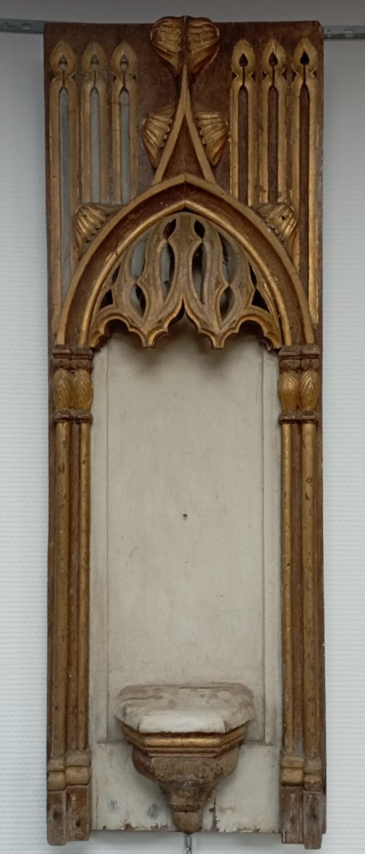 19th Century Neo-gothic Oak Sculpture Niche