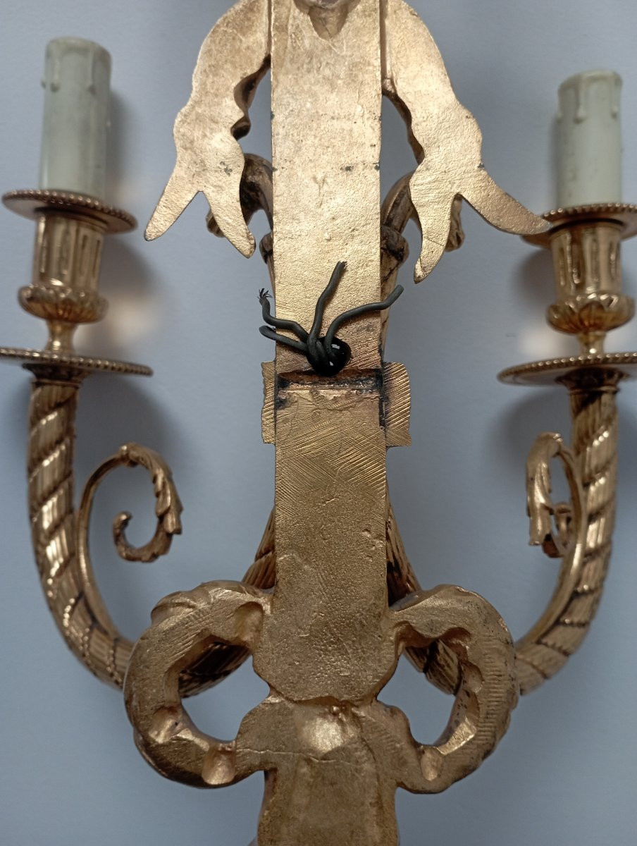  importante Paire d'appliques en bronze doré de style Louis XVI-photo-6