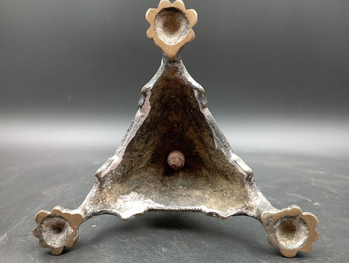 Pair Of 17th Century Candlesticks-photo-3