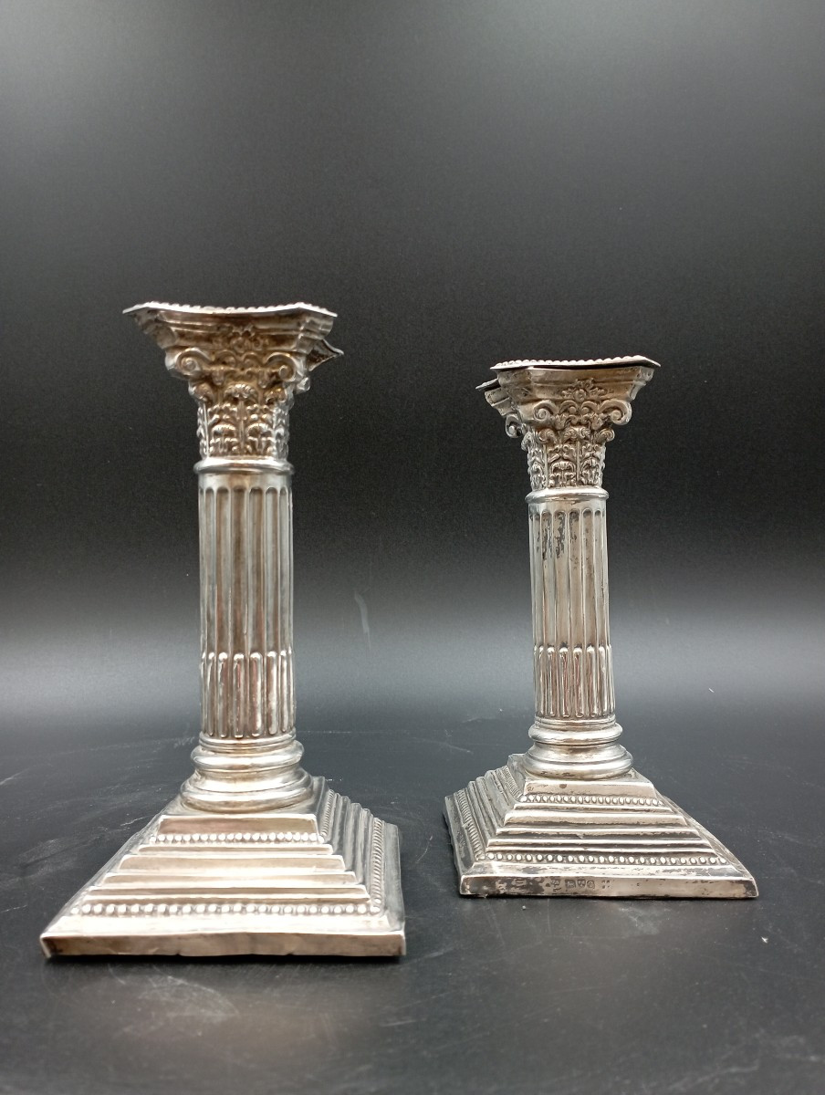 Paire de chandeliers anglais en argent
