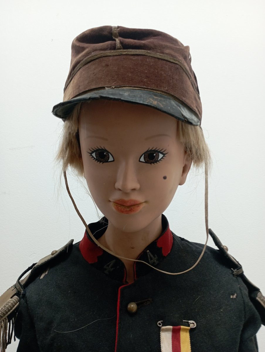 Mannequin enfant en uniforme du 4 ème R.I de la IIIème République-photo-4