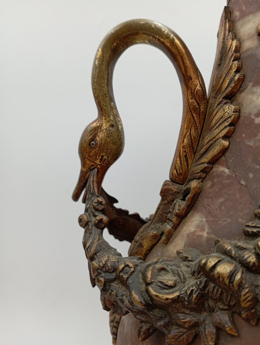 Paire de cassolettes en marbre et bronze doré-photo-3