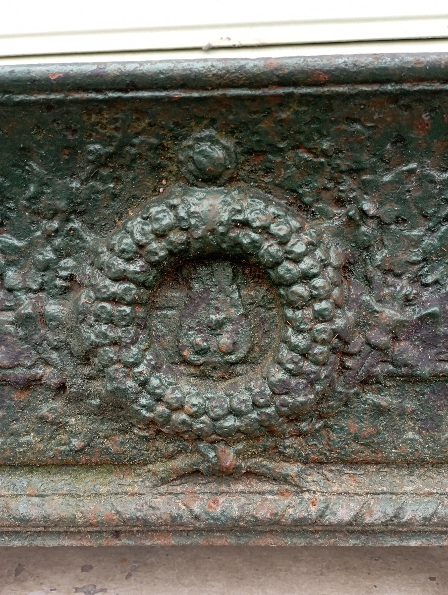 Pair Of Empire Period Cast Iron Planters-photo-4