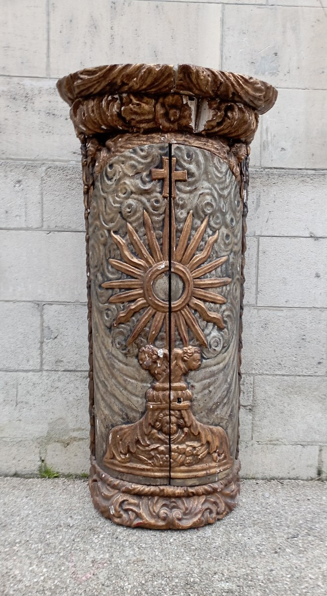 Tabernacle en bois doré du XVIII ème siècle