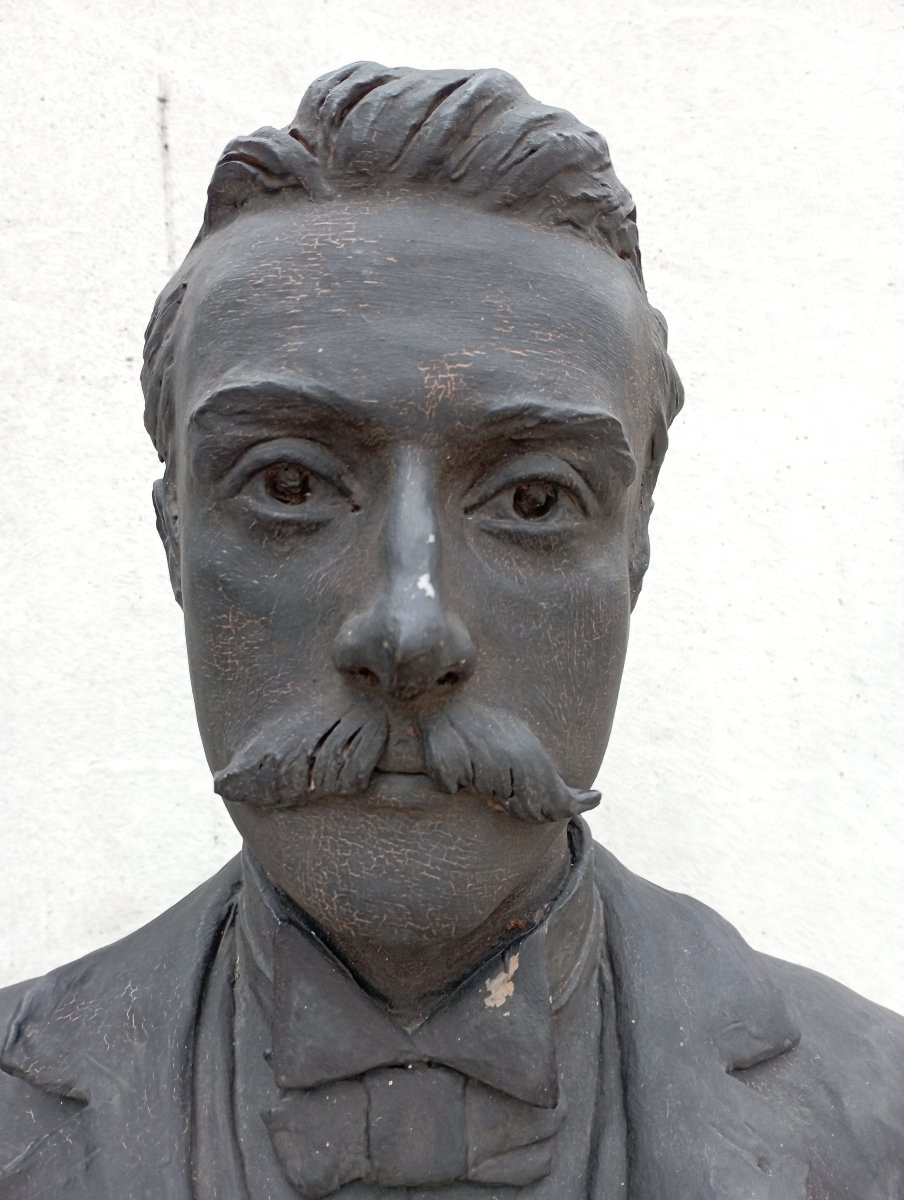 Buste d'Emile Gallé en terre cuite sur pied-photo-2