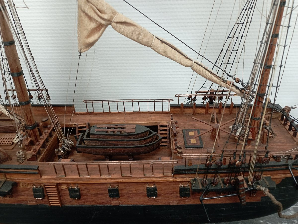 Maquette de la Frégate '' La Boussole ''-photo-3