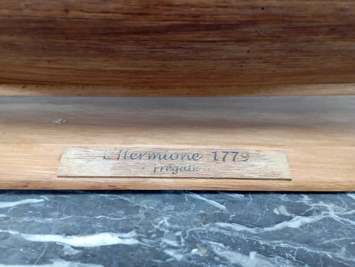 Maquette de la Frégate '' L'Hermione ''-photo-1