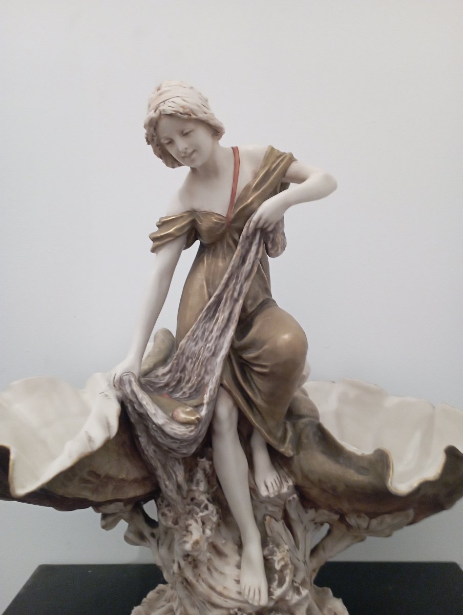 '' La femme aux coquillages '' figurine vide poche Royal Dux début XX ème siècle-photo-2