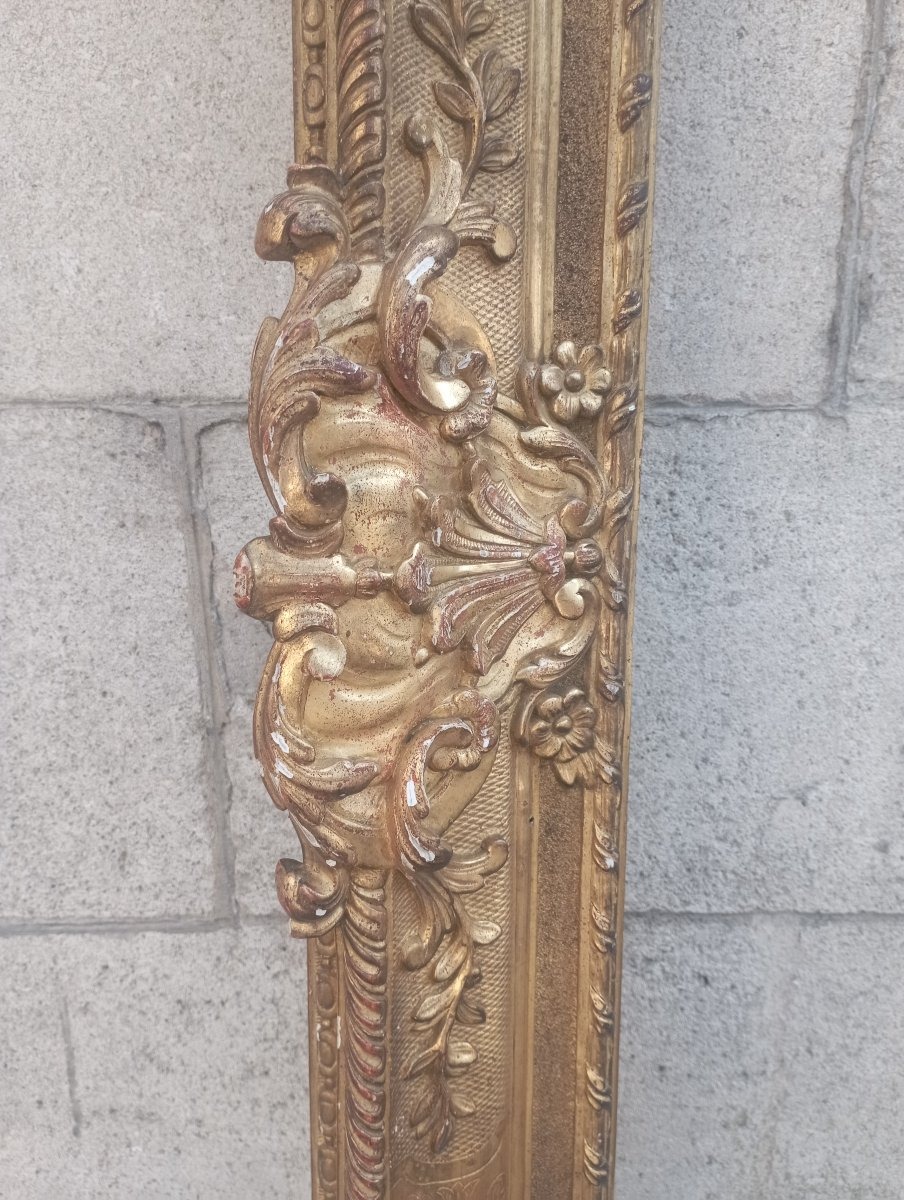 Grand cadre en bois sculpté et doré du XVIII ème siècle-photo-2