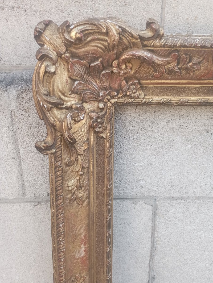 Grand cadre en bois sculpté et doré du XVIII ème siècle-photo-3