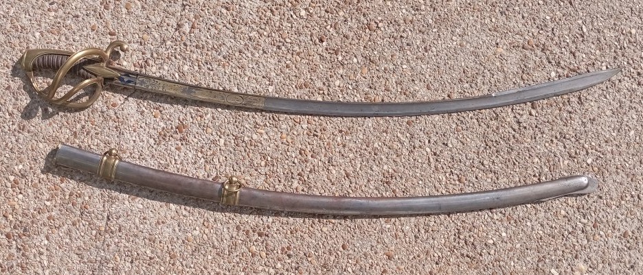 Sabre d'officier de cavalerie légère Premier Empire