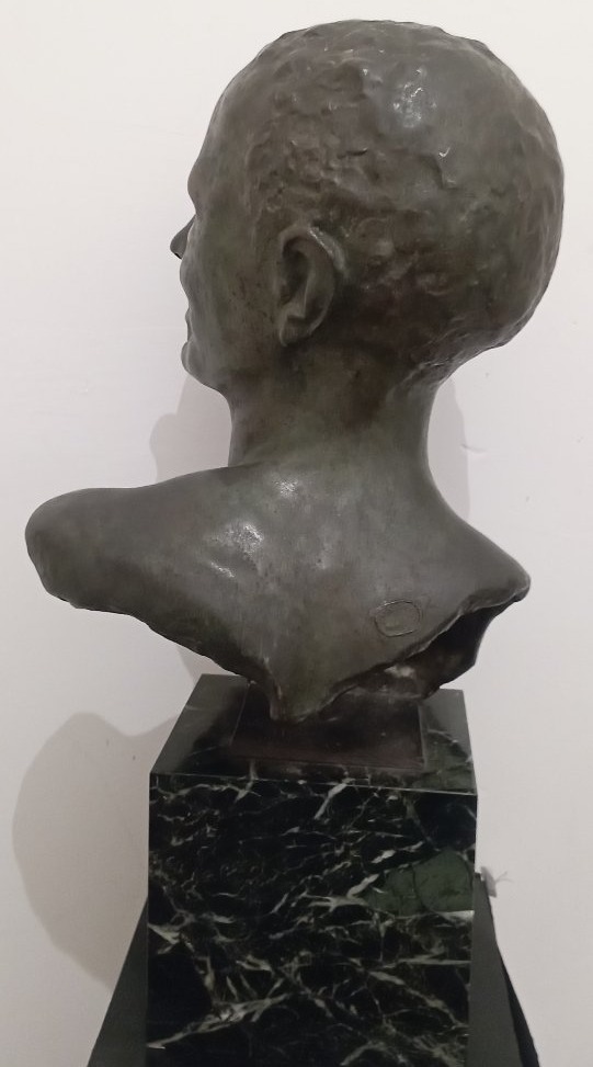 "Buste de jeune homme" sculpture en bronze à la cire perdue par Pina-photo-4