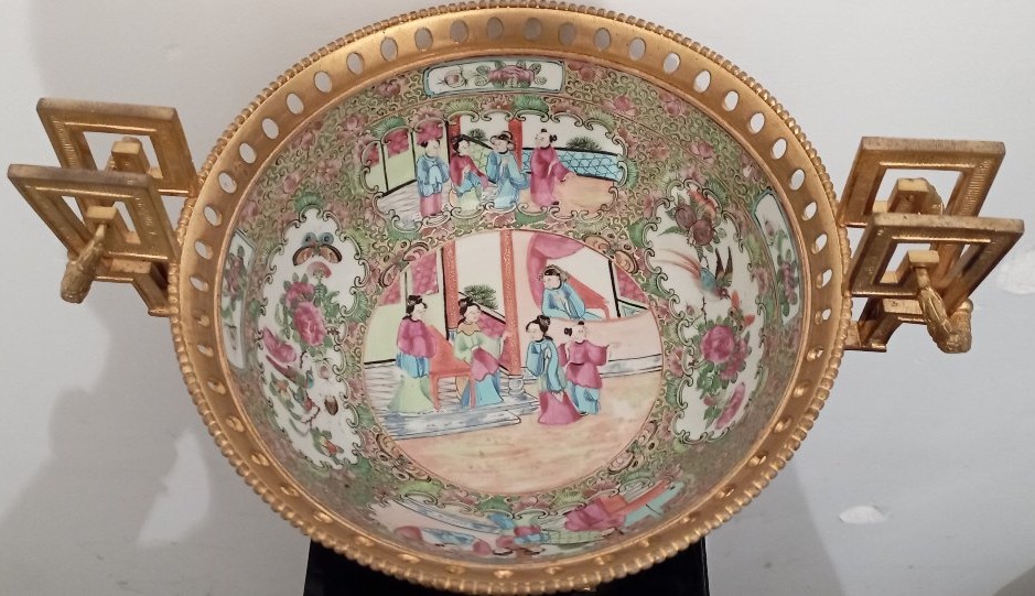 Coupe en porcelaine de Canton du XIX ème siècle-photo-1