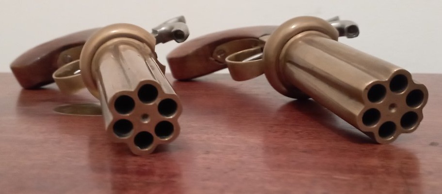 Coffret de pistolets de duel appelés "poivriers"-photo-2