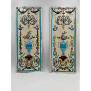 Paire de grandes plaques en faïence de Longwy