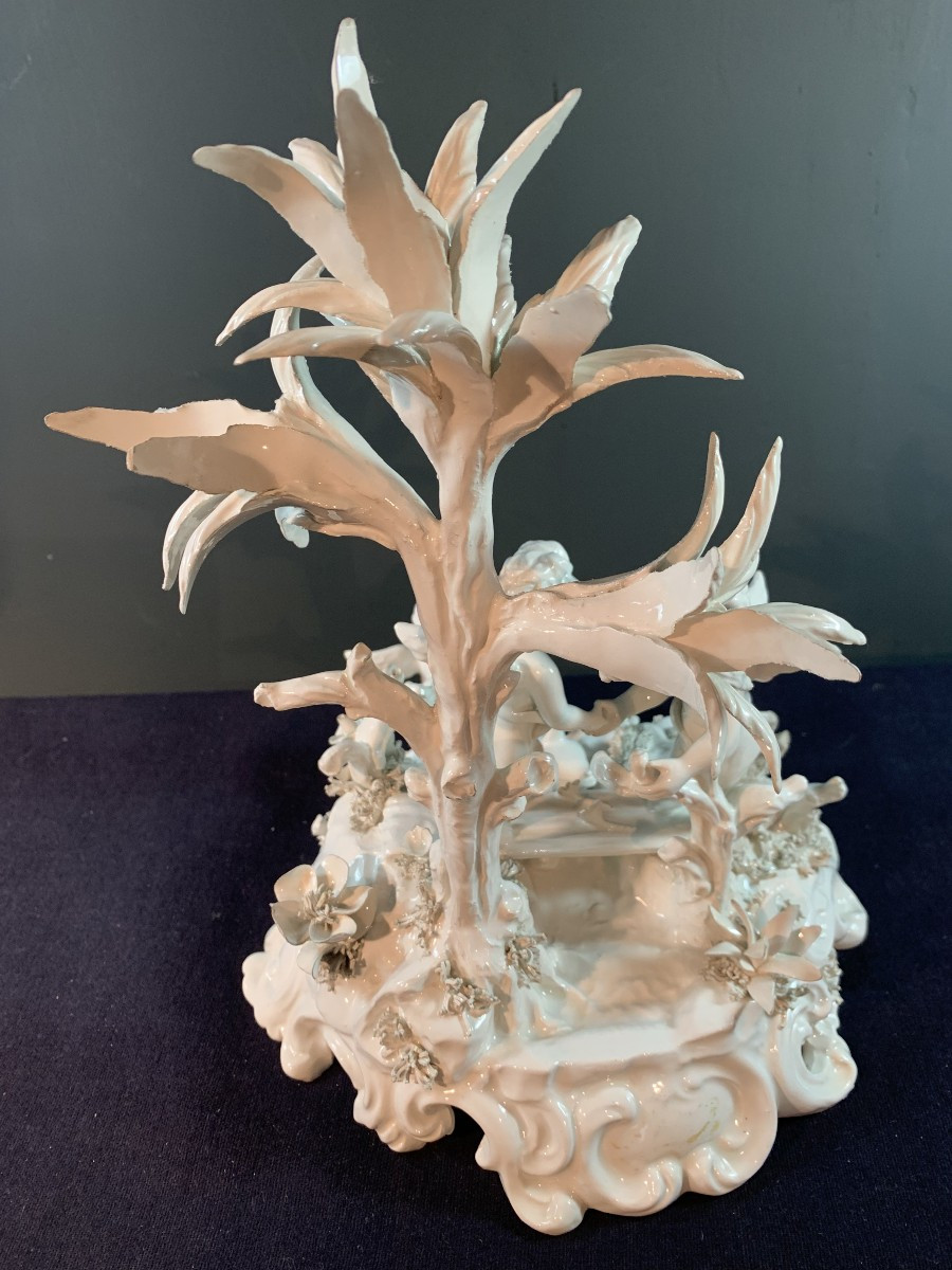 Group Of Three Cupids Playing By A River. White Earthenware. Italy, Early 19th Century.-photo-4