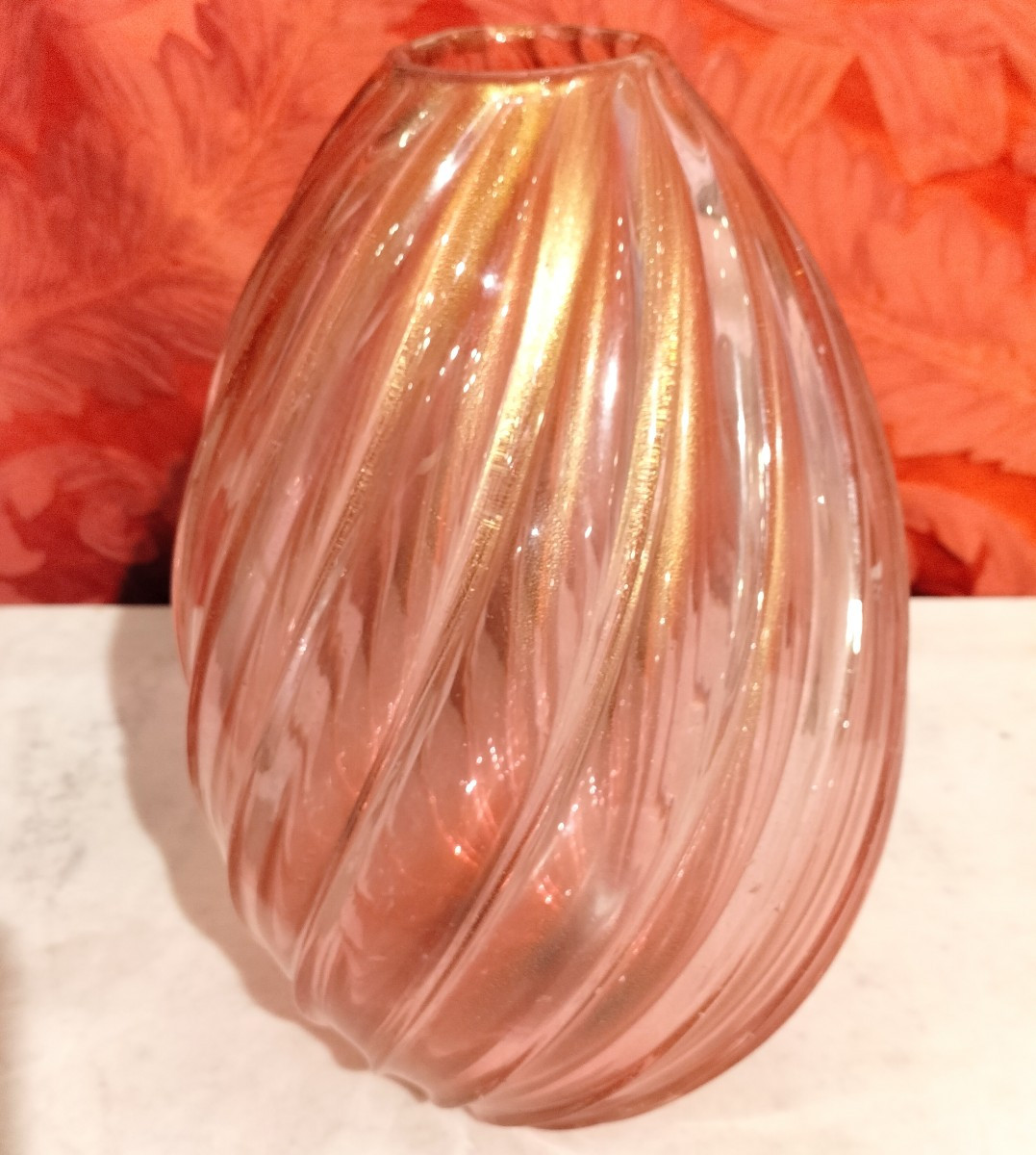 Vase en verre rose de Murano 