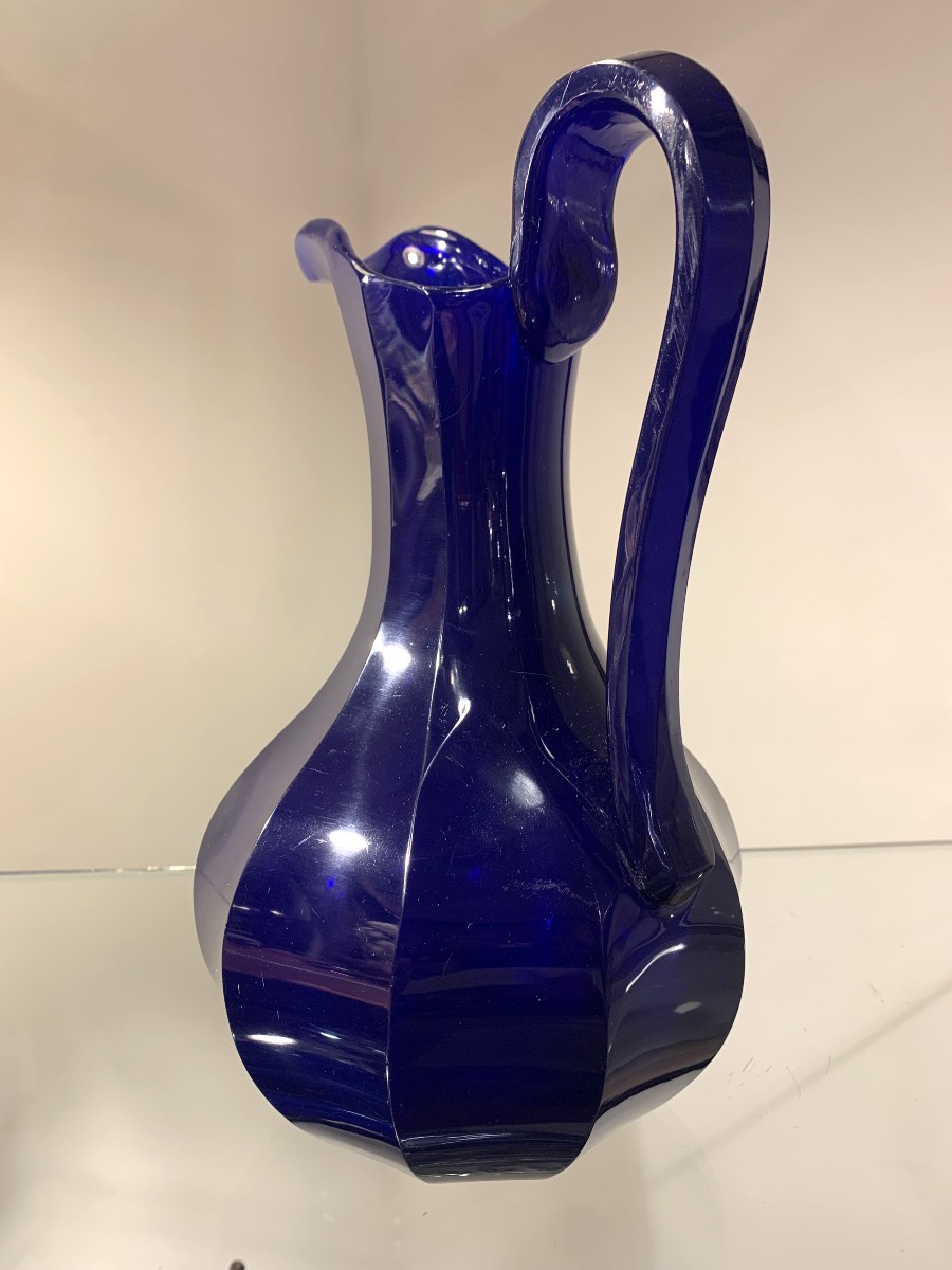 Pichet à pans en verre taillé bleu. Epoque XIXème siècle.-photo-4