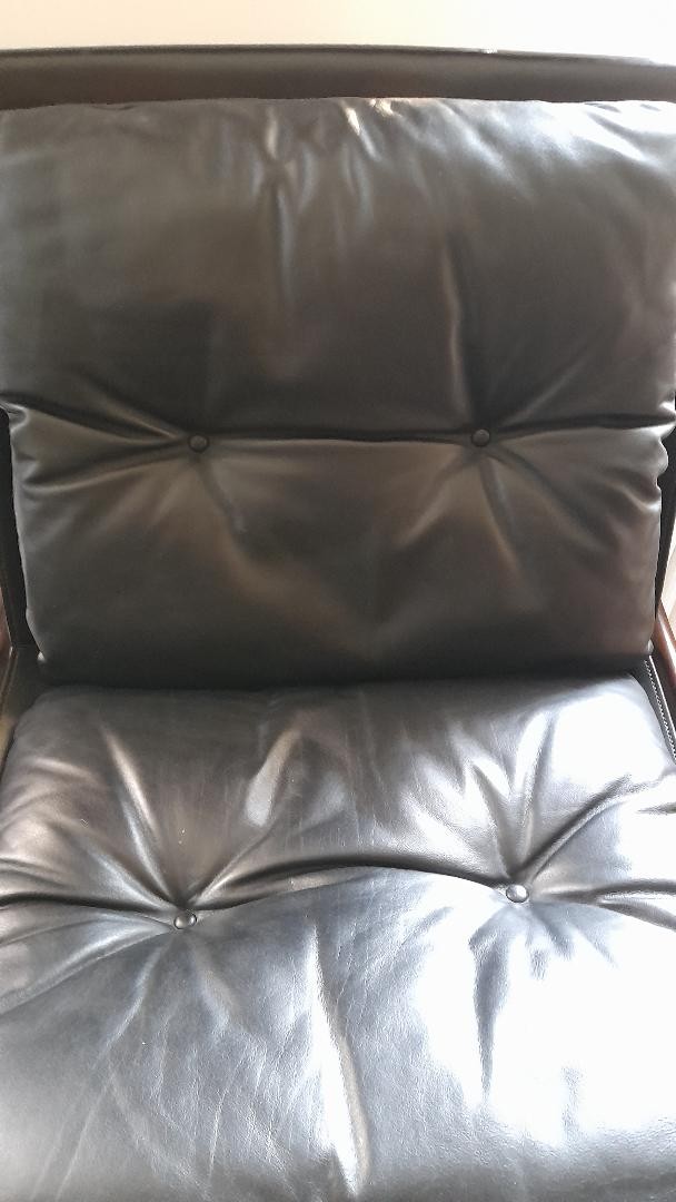 Black Leather Two-seater Sofa, -photo-2