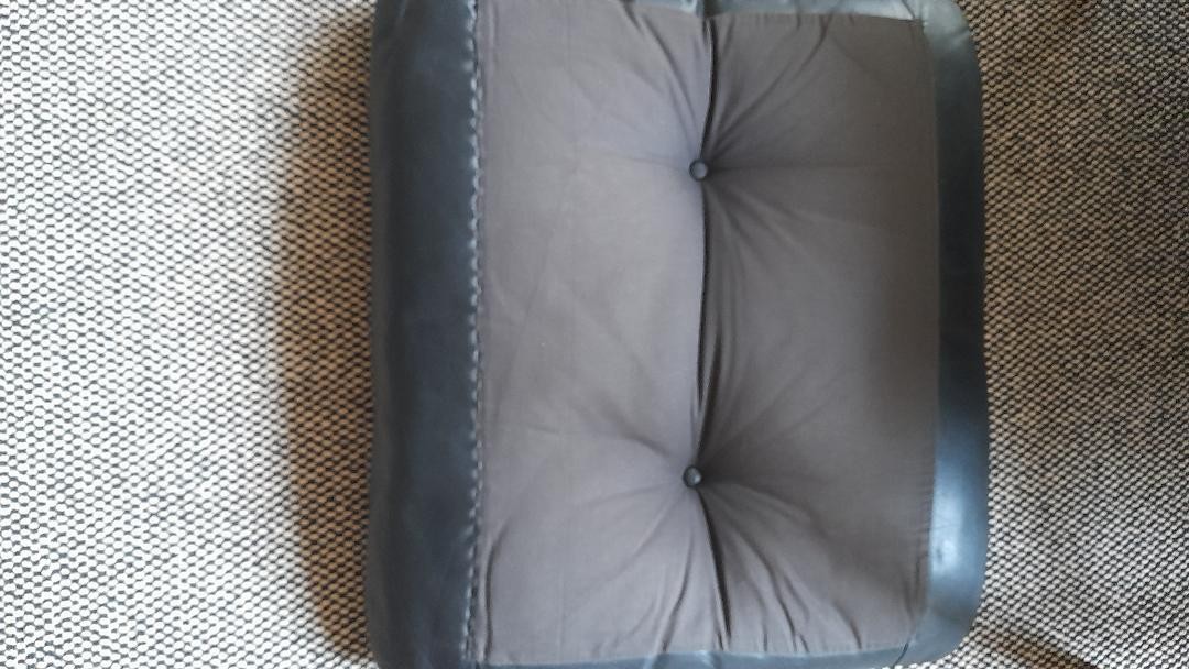 Black Leather Two-seater Sofa, -photo-4