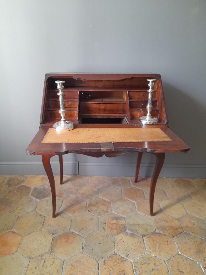 Bureau de pente XVIII è