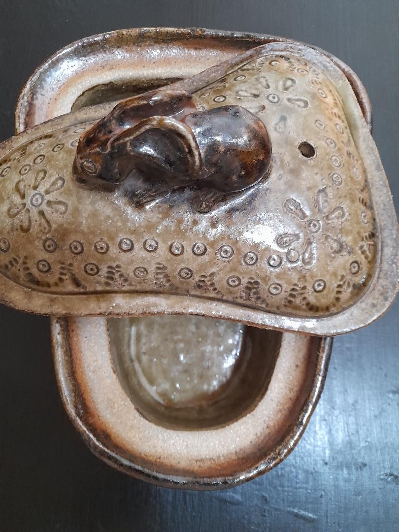 Earthenware Tureen.-photo-3