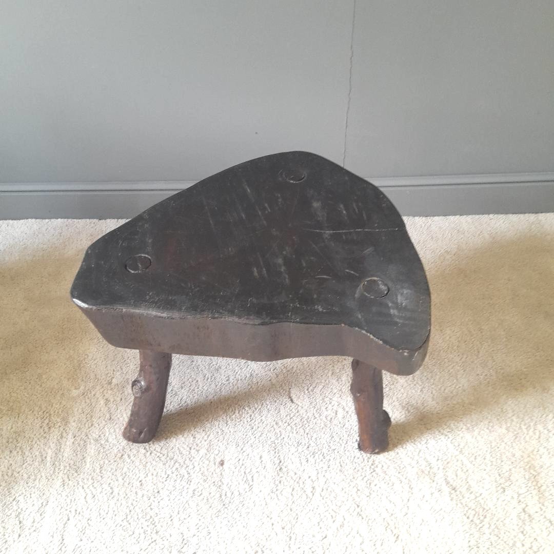 Table basse en bois brutaliste-photo-2