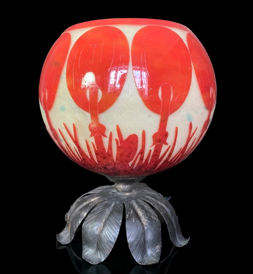 Lampe Art Déco – Abat-jour Le Verre Français décor Coprins, pied en fer forgé-photo-4