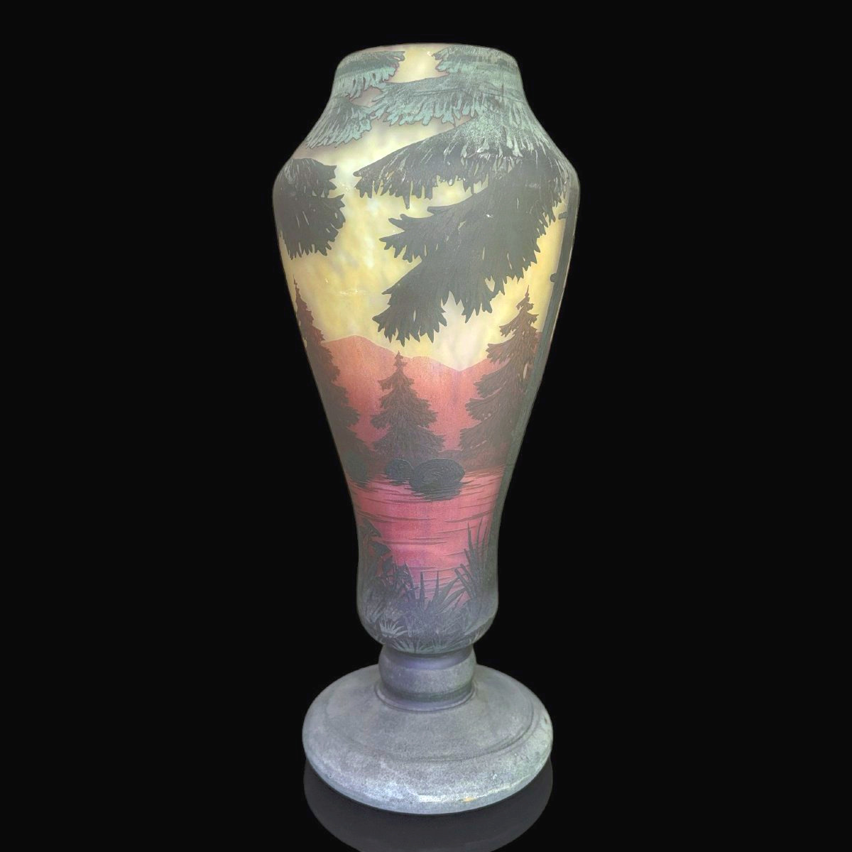 Vase Daum à décor lacustre