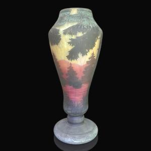 Vase Daum à décor lacustre