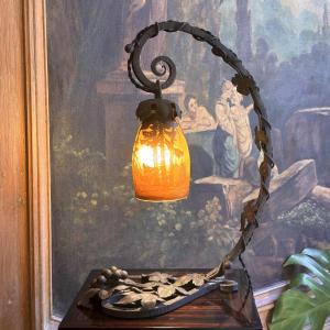 Muller Frères Lunéville Lamp With Mountain Design