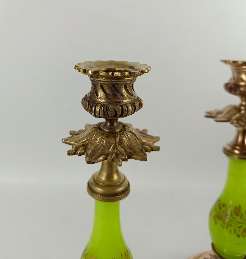 Paire de bougeoirs en opaline verte – Napoléon III-photo-4