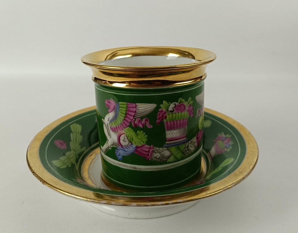 Tasse en porcelaine de Paris à décor à l'antique – Empire-photo-3