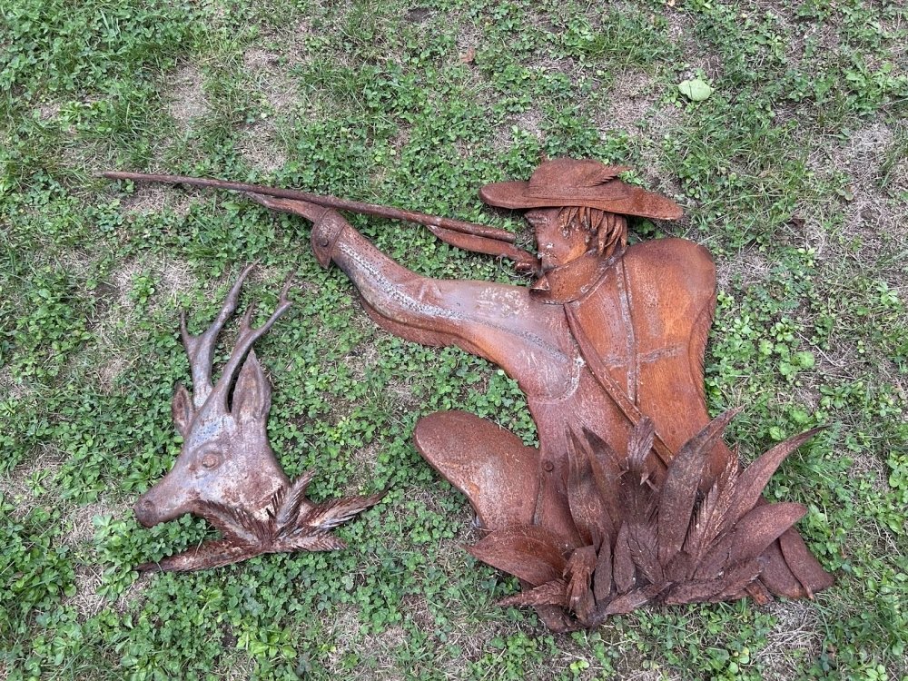 Enseeigne en fer forgé_Chasseur à l'affût-photo-1
