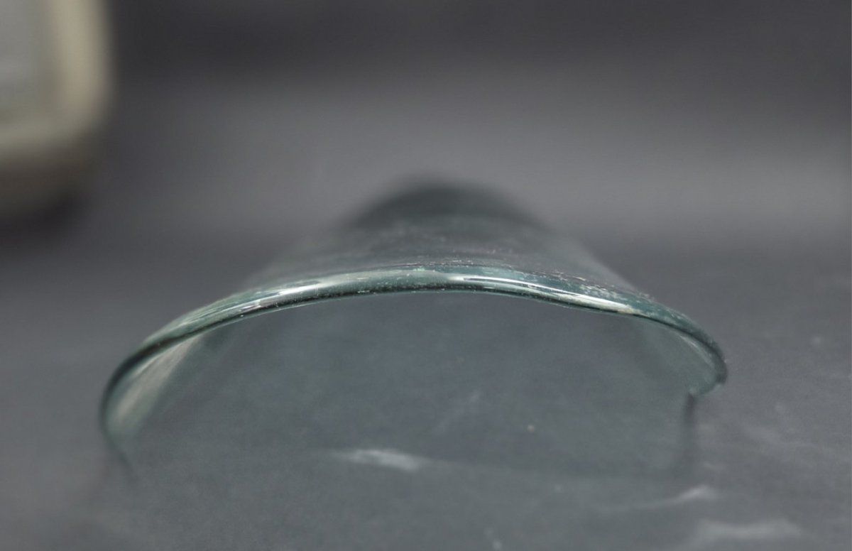 Tuile en verre soufflé _ début XIXeme-photo-1