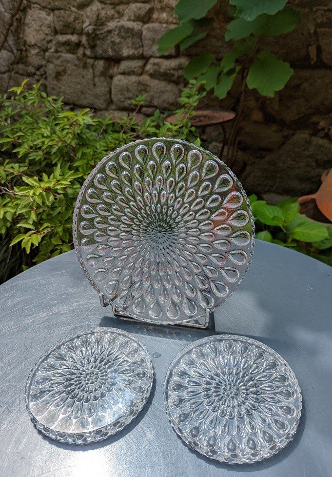 Trivet And Pair Of Coasters Baccarat