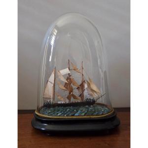 Bateau sous globe_XIXeme