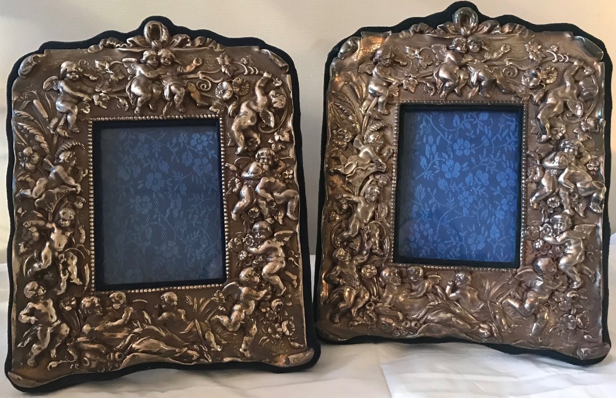 Pair Of Frames In Repoussé Silver. Ref: 235/236