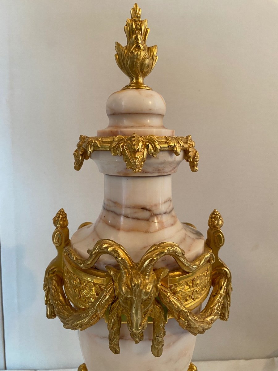 Pair Of Marble And Gold Bronze Cassolette. Ref: Ch 22-photo-2