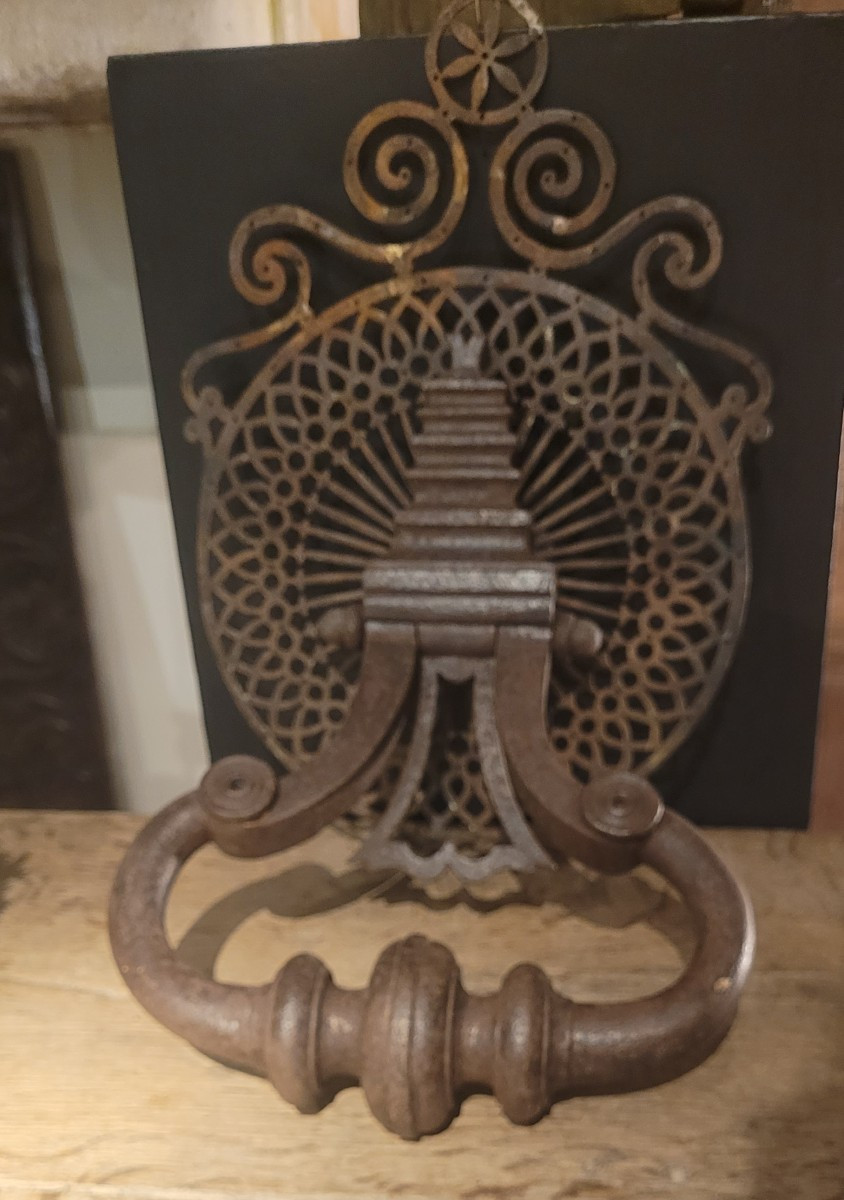 Large 18th Century Knocker -photo-3