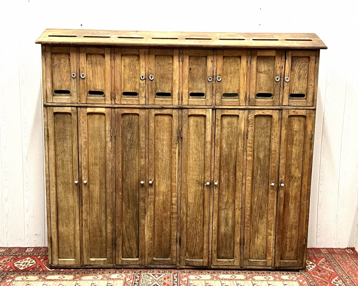 Wooden Locker Room-photo-2
