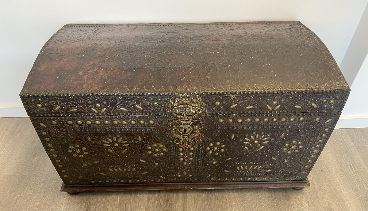 17th Century Trunk