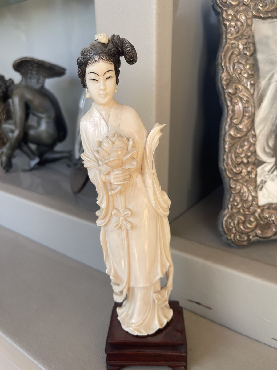 Sculpture de jeune femme Chinoise vers 1900-photo-2