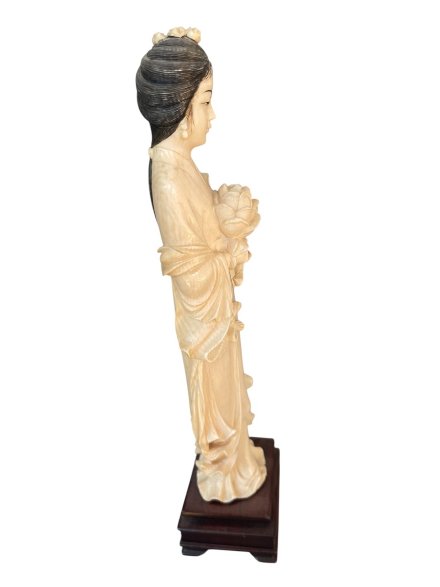 Sculpture de jeune femme Chinoise vers 1900-photo-1
