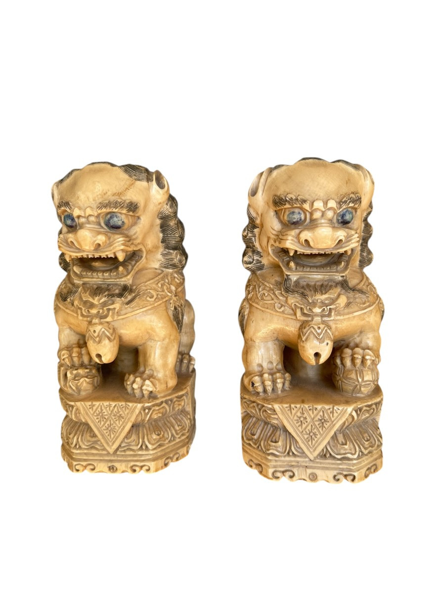 Paire de chiens de Fo en ivoire