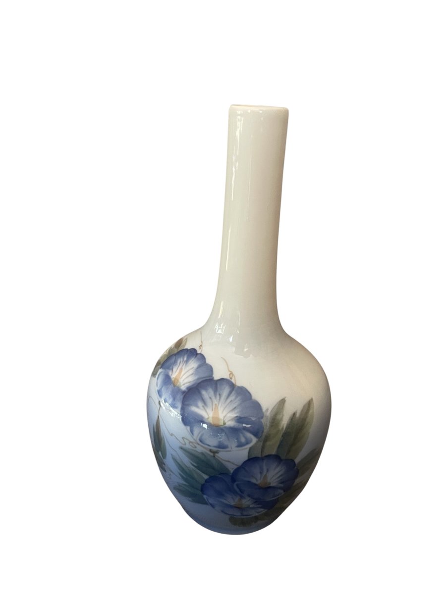 Royal Copenhagen Porcelain Single-flower Vase-photo-4